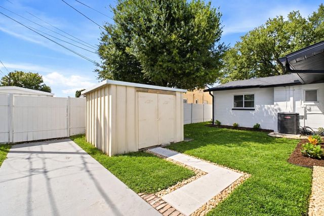 5734 20TH AVENUE N, St Petersburg, FL 33710