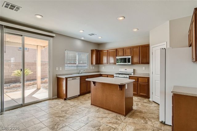 6645 Evening Grosbeak Place, North Las Vegas, NV 89084