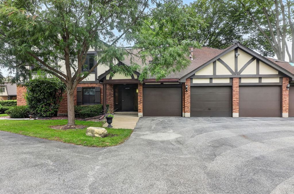 8255 Juniper Court 36D, Palos Hills, IL 60465 — exterior