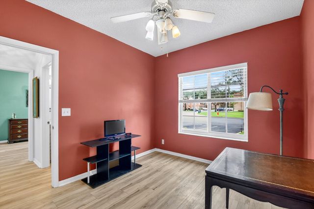 9876 Kamena Circle, Boynton Beach, FL 33436