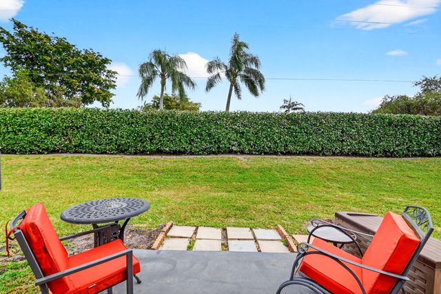 9876 Kamena Circle, Boynton Beach, FL 33436