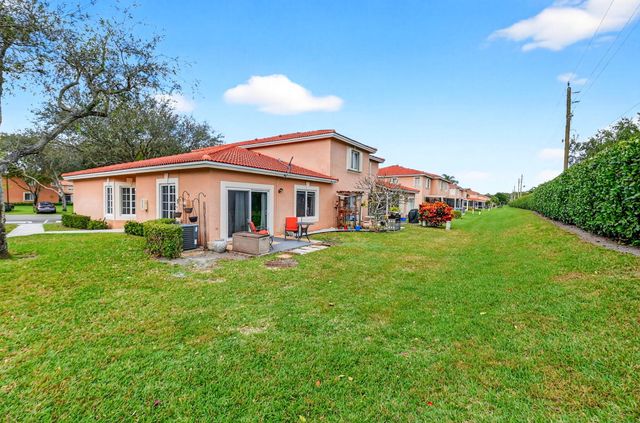 9876 Kamena Circle, Boynton Beach, FL 33436