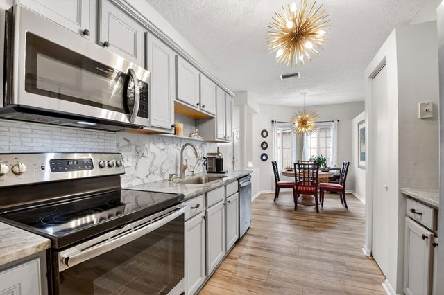 9876 Kamena Circle, Boynton Beach, FL 33436