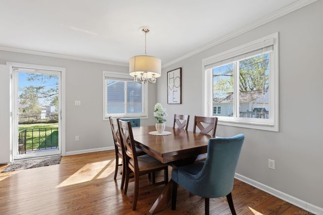 4702 Rosewold Avenue, Royal Oak, MI 48073