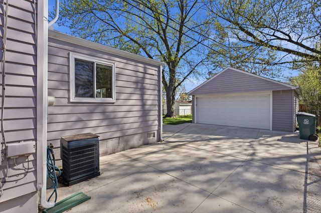 4702 Rosewold Avenue, Royal Oak, MI 48073