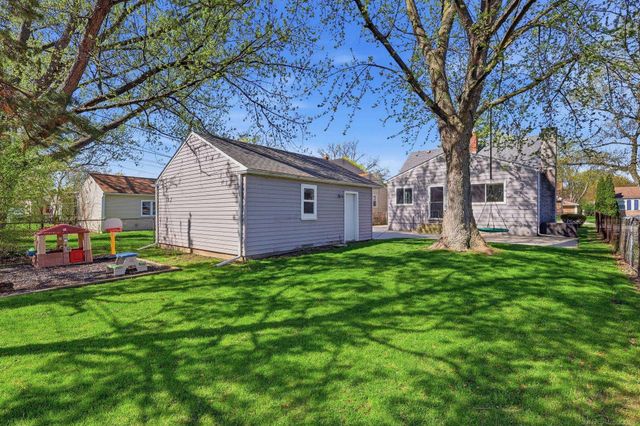 4702 Rosewold Avenue, Royal Oak, MI 48073