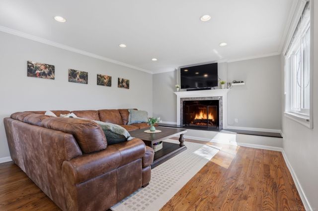 4702 Rosewold Avenue, Royal Oak, MI 48073