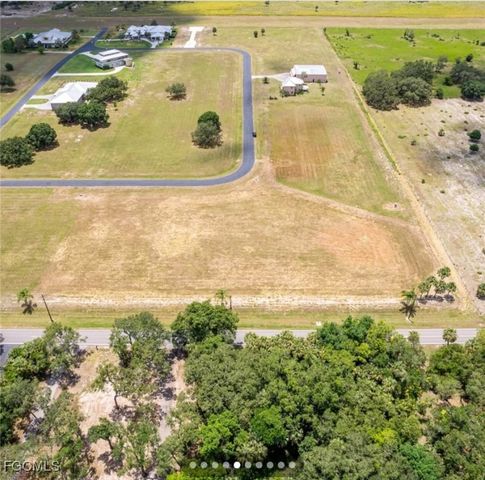 1520 Lindbergh LOOP, Labelle, FL 33935