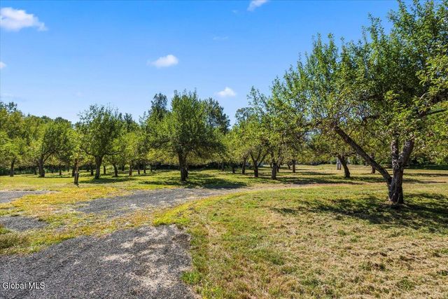 196 County Highway 123, Mayfield, NY 12117