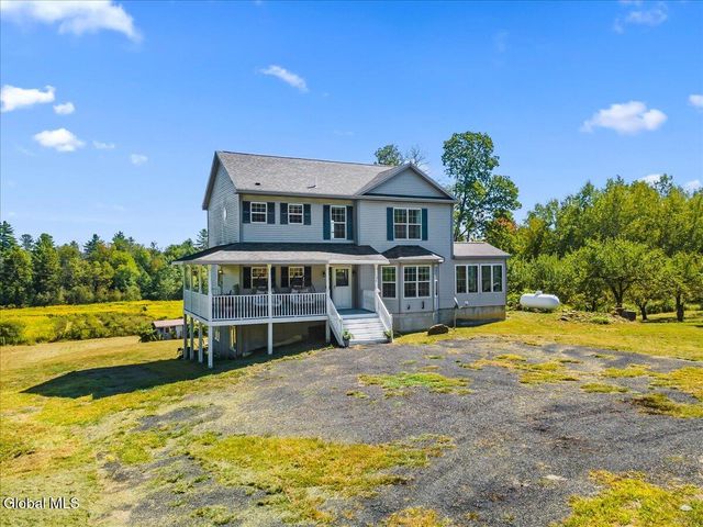 196 County Highway 123, Mayfield, NY 12117