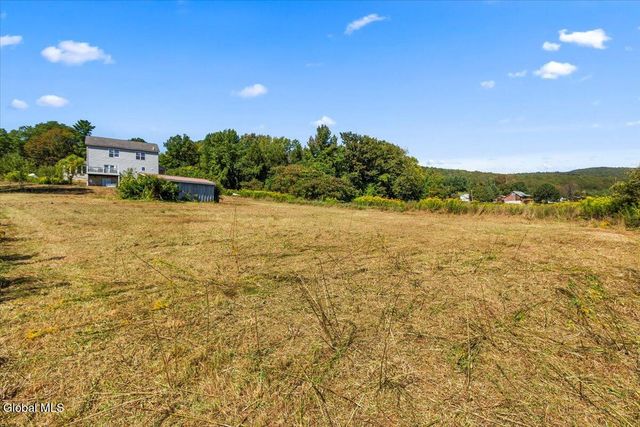 196 County Highway 123, Mayfield, NY 12117