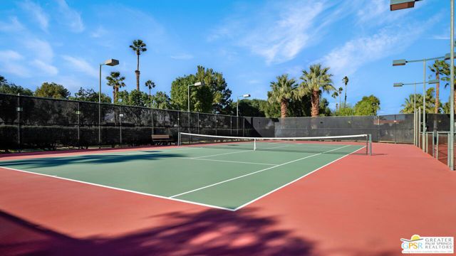 1589 Sunflower Court, Palm Springs, CA 92262