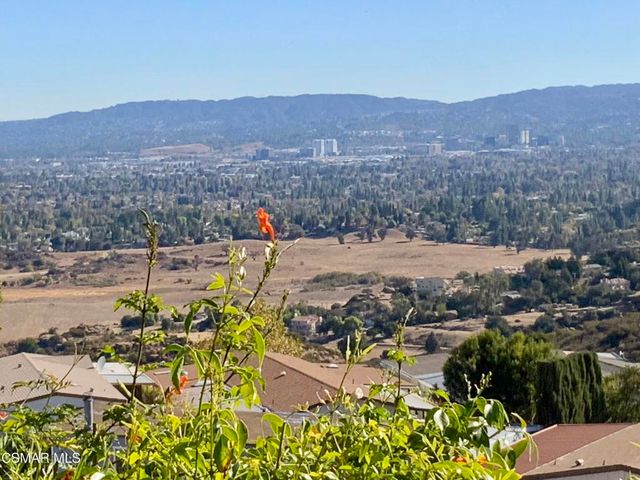 24303 Woolsey Canyon Road 39, Canoga Park, CA 91304