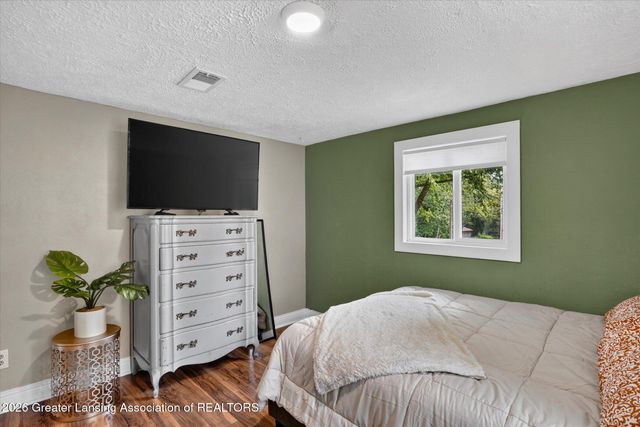 715 Birchwood Street, Dewitt, MI 48820