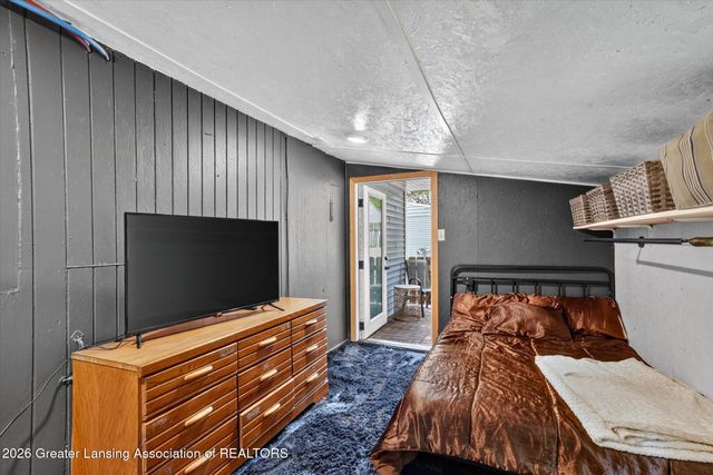 715 Birchwood Street, Dewitt, MI 48820