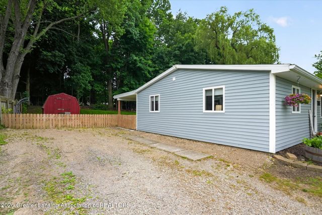 715 Birchwood Street, Dewitt, MI 48820
