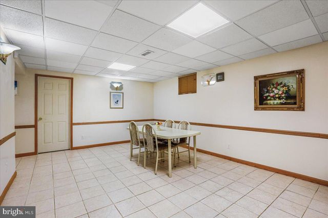 34 GATE LN, Old Bridge, NJ 08857