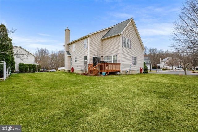 34 GATE LN, Old Bridge, NJ 08857