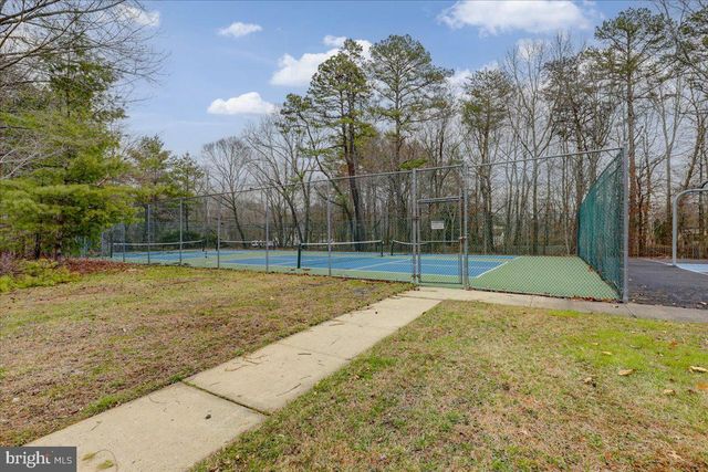 34 GATE LN, Old Bridge, NJ 08857