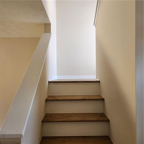 293 Country Club, Jonesboro, GA 30238