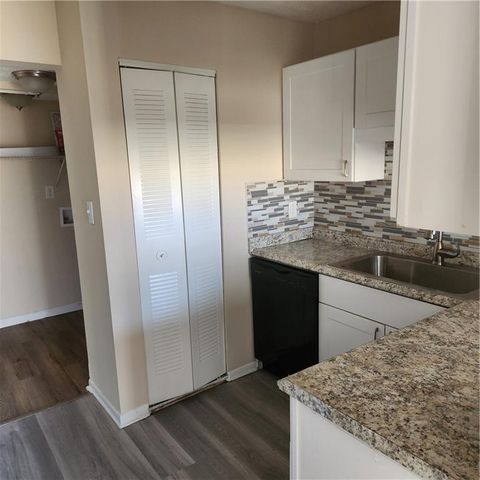 293 Country Club, Jonesboro, GA 30238