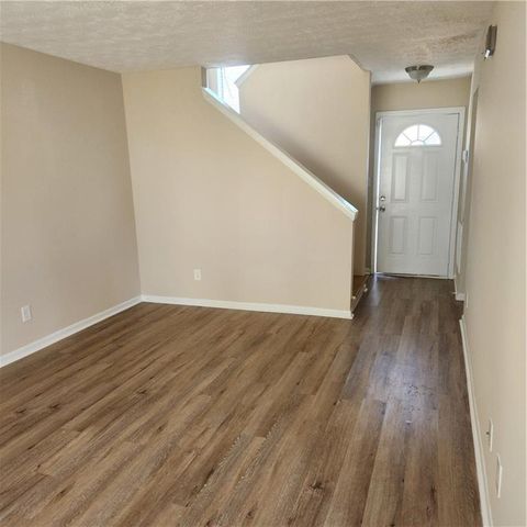 293 Country Club, Jonesboro, GA 30238