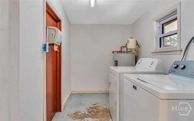 36 Silverstone Circle, Savannah, GA 31406