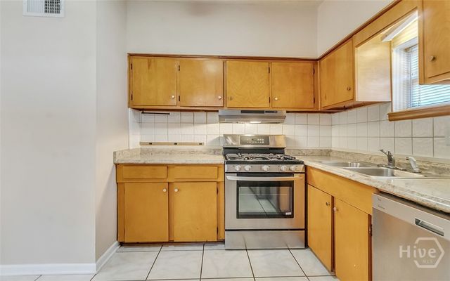 36 Silverstone Circle, Savannah, GA 31406