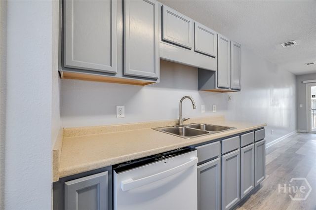 58 Bearing Circle D, Port Wentworth, GA 31407