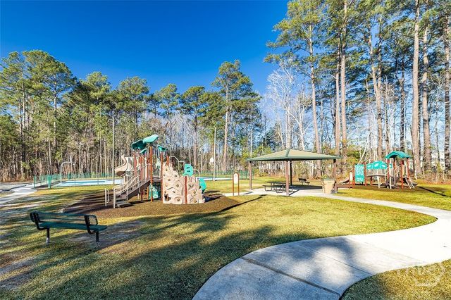 58 Bearing Circle D, Port Wentworth, GA 31407