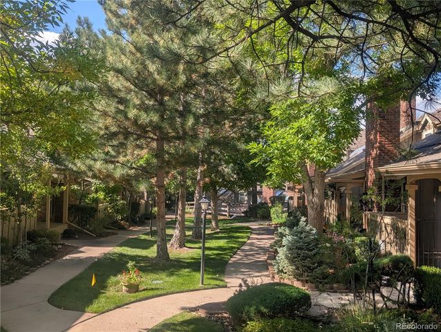 7751 S Curtice Drive F, Littleton, CO 80120