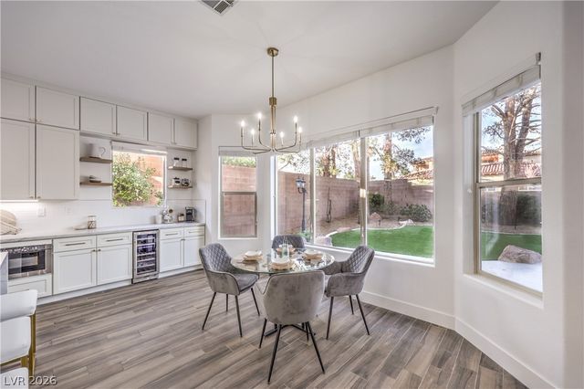 8304 Monarch Birch Avenue, Las Vegas, NV 89117