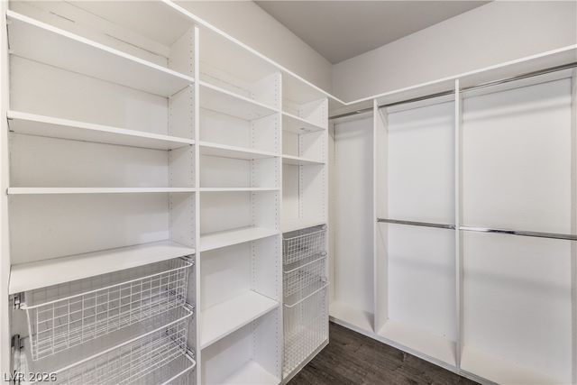 8304 Monarch Birch Avenue, Las Vegas, NV 89117