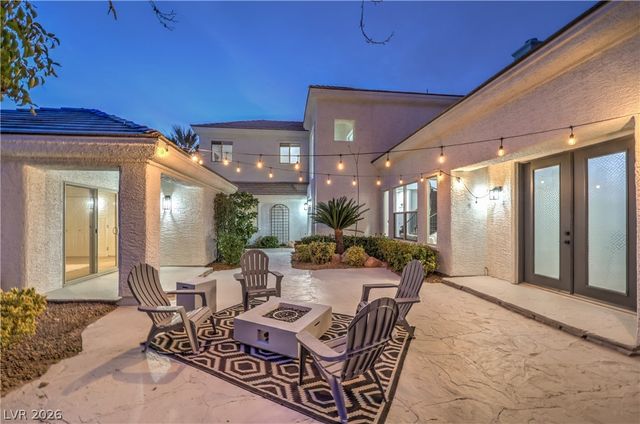 8304 Monarch Birch Avenue, Las Vegas, NV 89117