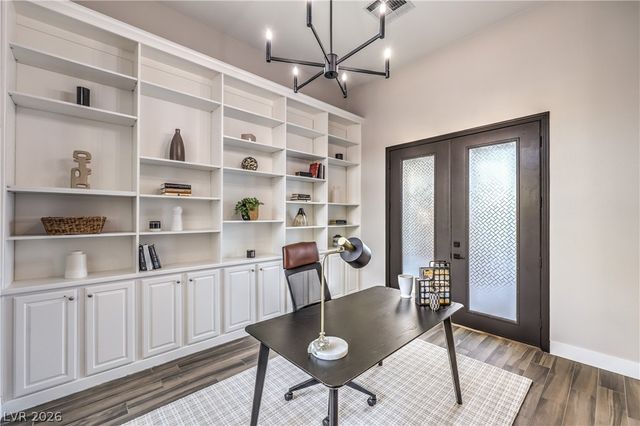 8304 Monarch Birch Avenue, Las Vegas, NV 89117