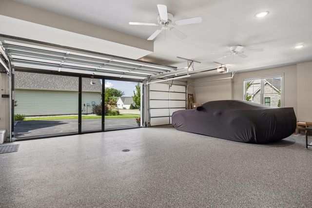 2334 Simply Living Lane, Hudson, WI 54016