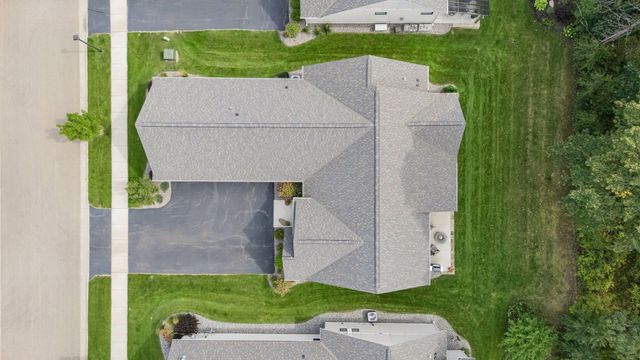 2334 Simply Living Lane, Hudson, WI 54016