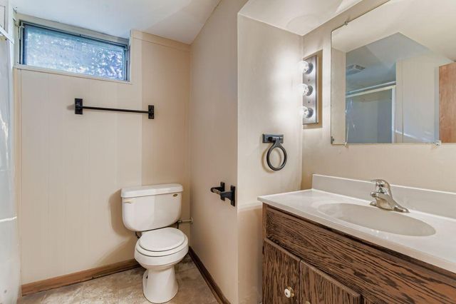 80 Sherrie Lane, Woodbury, MN 55125