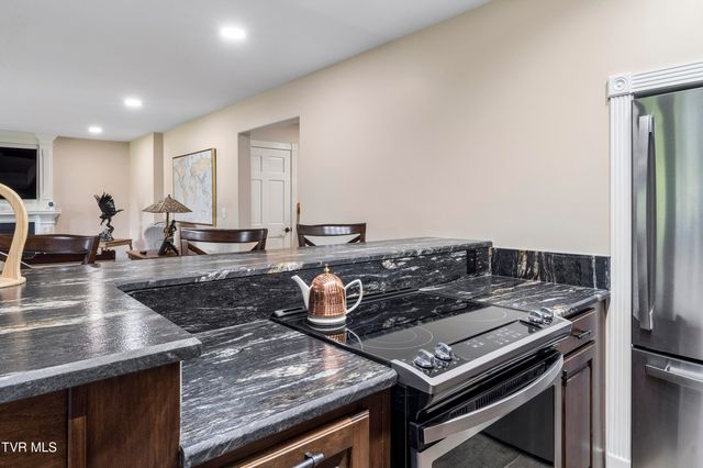 405 Harbor Approach, Johnson City, TN 37601