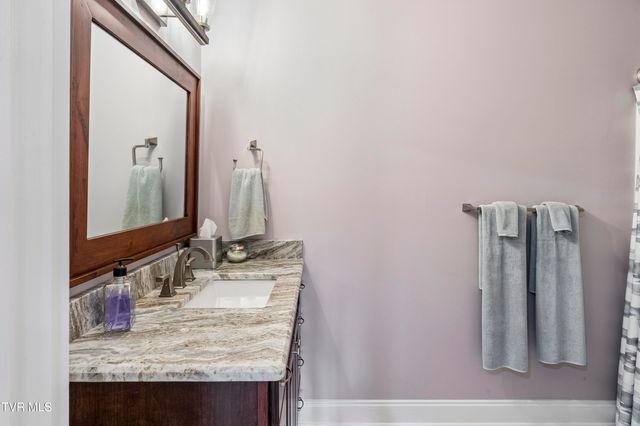 405 Harbor Approach, Johnson City, TN 37601