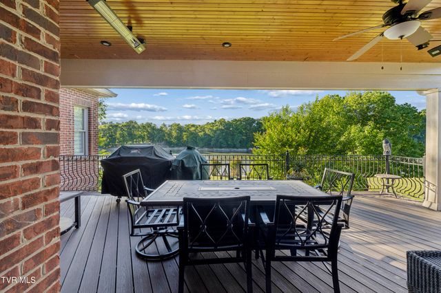 405 Harbor Approach, Johnson City, TN 37601