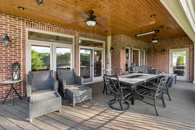 405 Harbor Approach, Johnson City, TN 37601