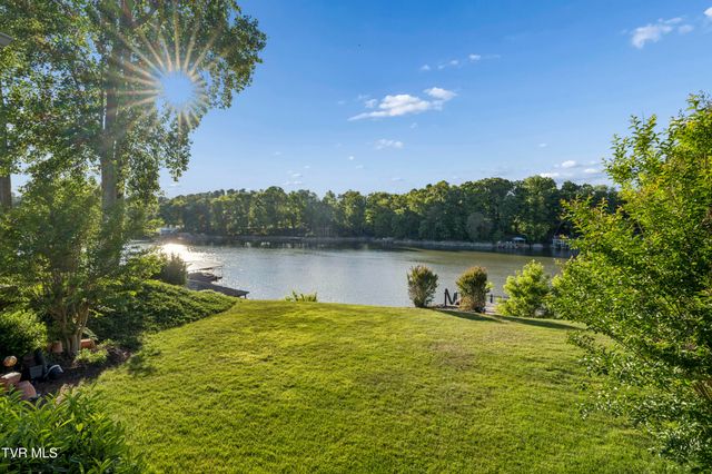405 Harbor Approach, Johnson City, TN 37601