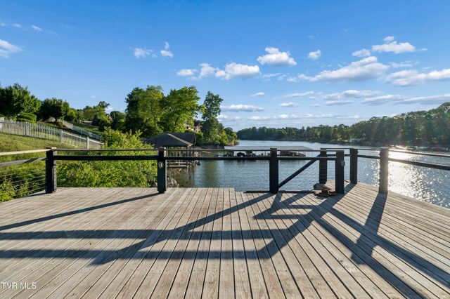 405 Harbor Approach, Johnson City, TN 37601