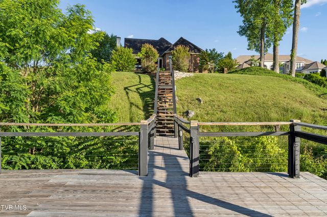 405 Harbor Approach, Johnson City, TN 37601