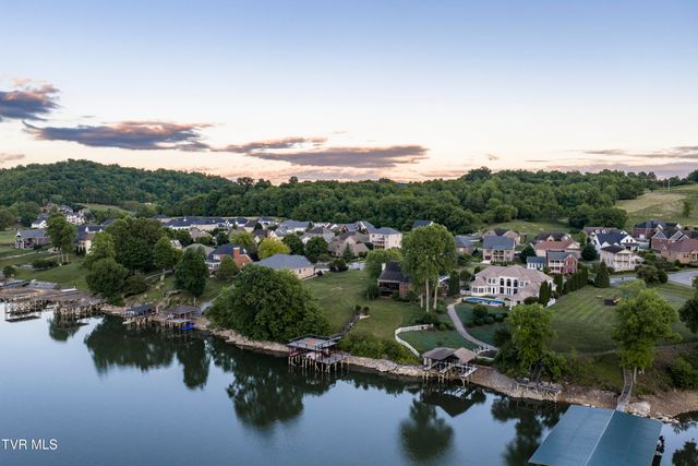 405 Harbor Approach, Johnson City, TN 37601