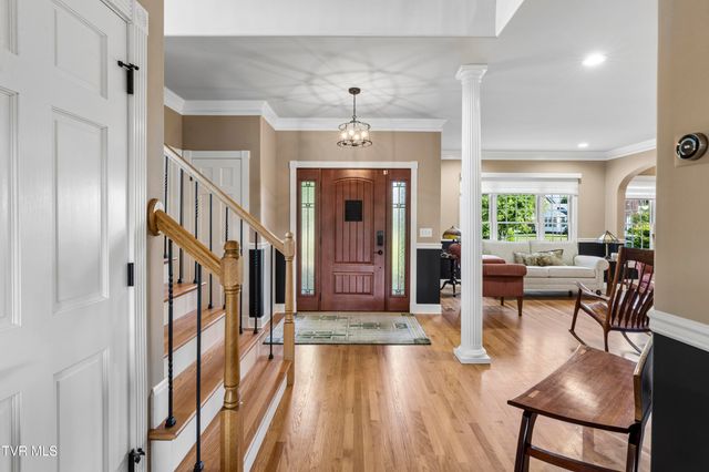 405 Harbor Approach, Johnson City, TN 37601