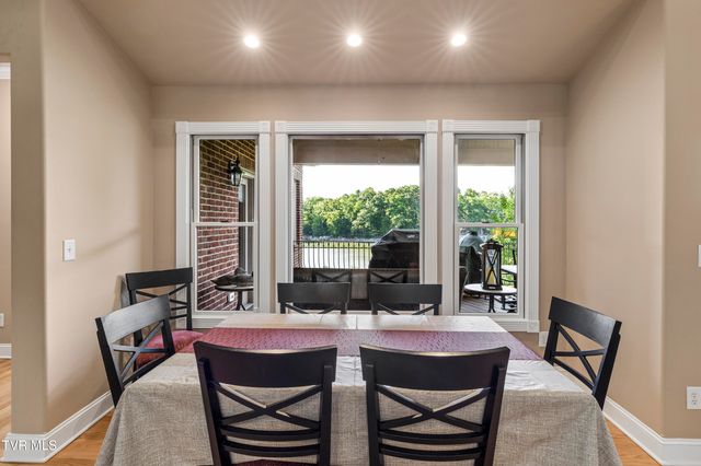 405 Harbor Approach, Johnson City, TN 37601