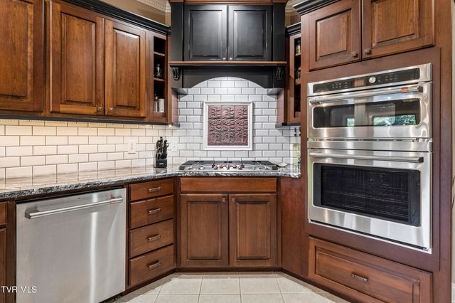 405 Harbor Approach, Johnson City, TN 37601