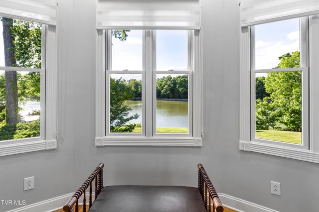 405 Harbor Approach, Johnson City, TN 37601